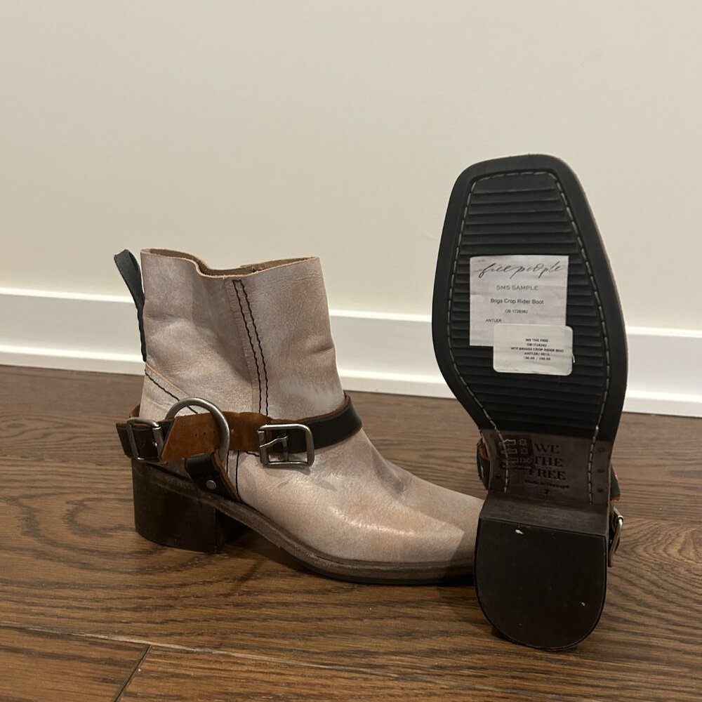 We The Free Brigs Crop Rider Boot - Women's Size 7 - Brand New - Picture 4 of 5